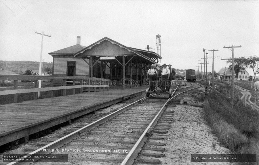 Postcard: Maine Central Railroad Station, Waldoboro, Maine